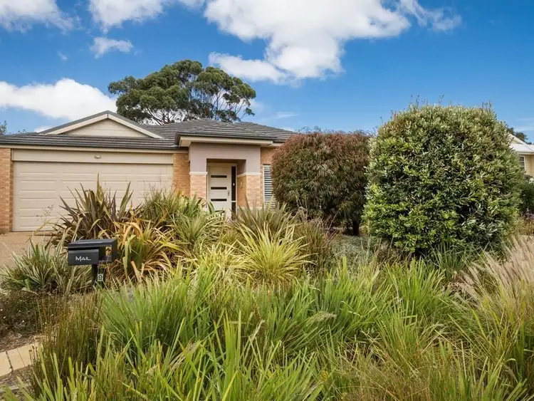 9 Azure Place, Mount Martha VIC 3934