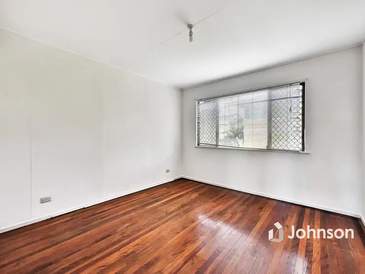 Fifth view of Homely house listing, 4 Dawn Parade, Riverview QLD 4303