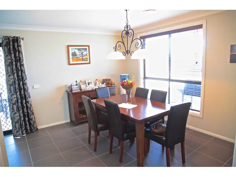 Fifth view of Homely house listing, 10 Arnold Court, Kelso NSW 2795
