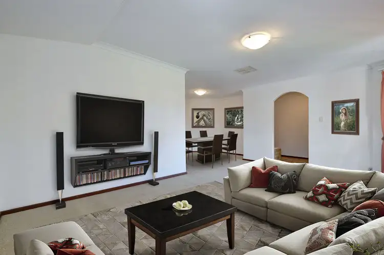 Fifth view of Homely house listing, 4 Manapouri Meander, Joondalup WA 6027