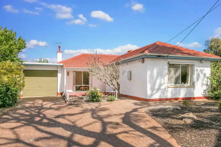 12 Exmoor Avenue, Oaklands Park SA 5046
