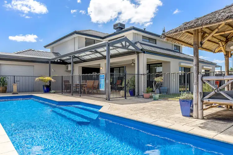 28 Kyneton  Parkway, Aveley WA 6069