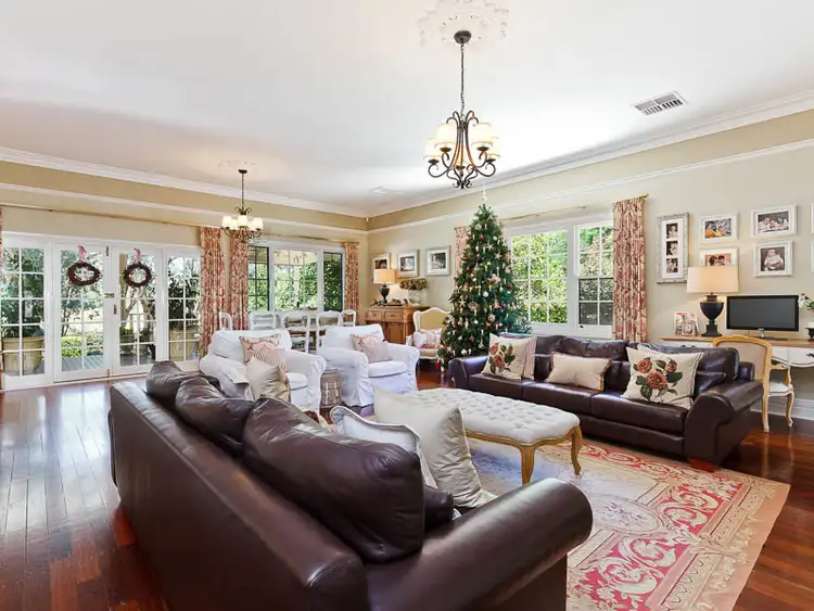 Second view of Homely house listing, 33 Montreal Road, Woodbridge WA 6056