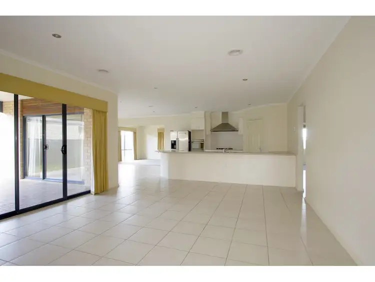 Sixth view of Homely house listing, 5 Thornley Court, Sale VIC 3850