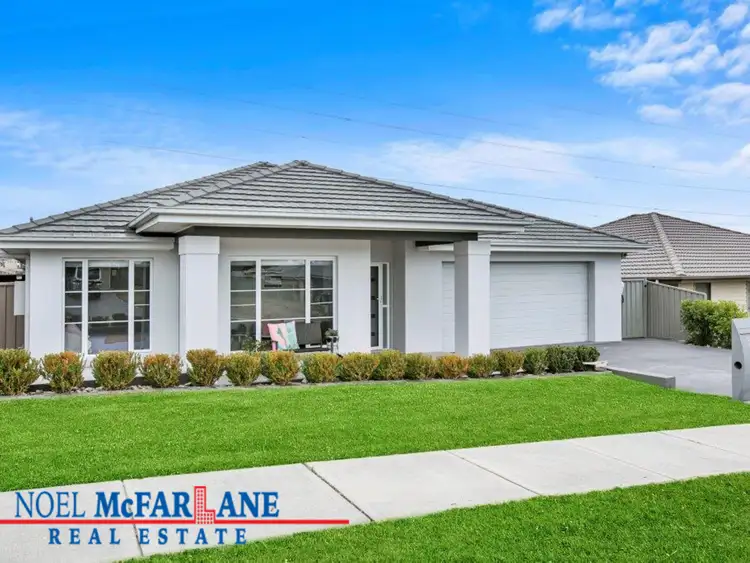 19 Kippax Street, Cameron Park NSW 2285