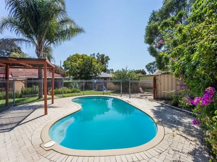 31 Netherwood Road, High Wycombe WA 6057