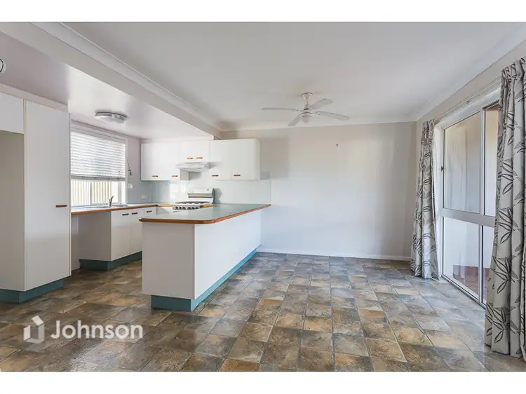 Third view of Homely townhouse listing, 15/14 Kensington Place, Birkdale QLD 4159