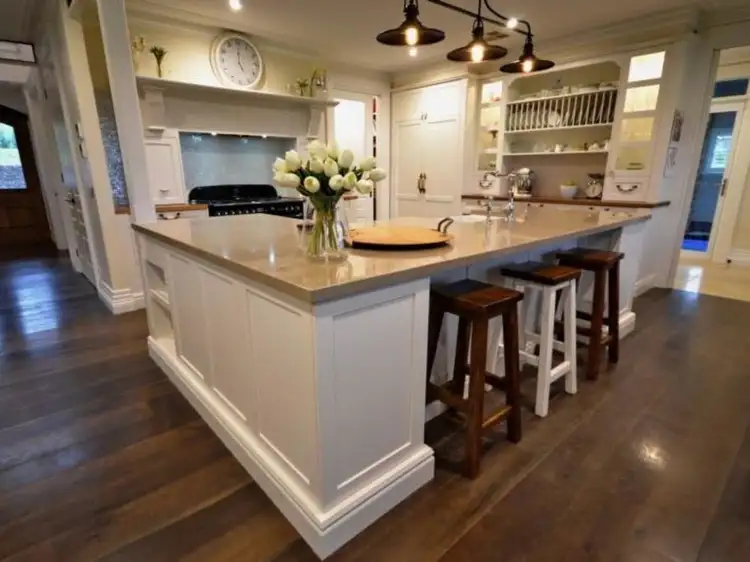 Seventh view of Homely house listing, 122 Merinda Way, Mansfield VIC 3722