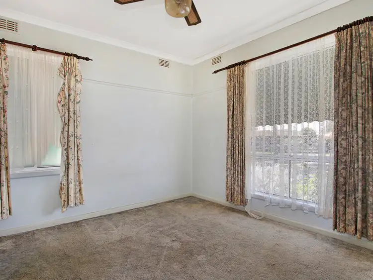 Fifth view of Homely house listing, 12 Oak Avenue, Benalla VIC 3672