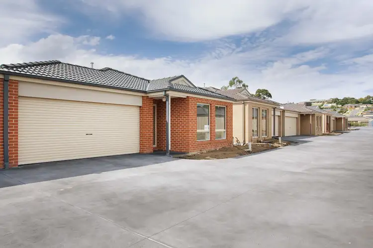 Main view of Homely unit listing, Unit 14 9 Shakespeare Court, Drouin VIC 3818