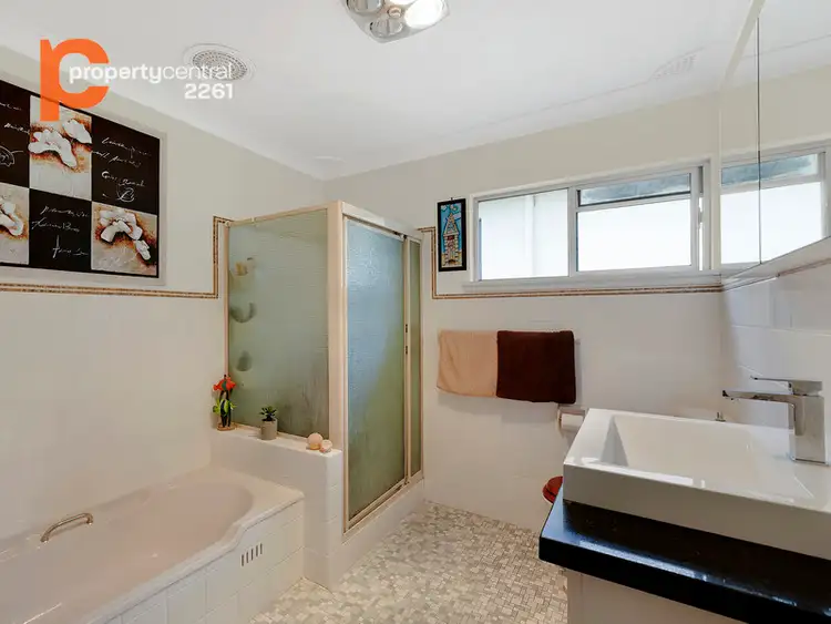 Sixth view of Homely house listing, 3 Donegal Road, Berkeley Vale NSW 2261