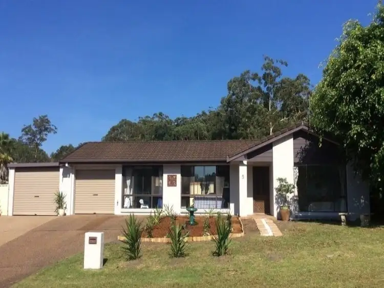 5 Taurus Spur, Narrawallee NSW 2539