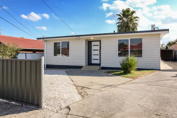1/79 Avondale Avenue, St Albans VIC 3021