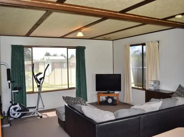 Fifth view of Homely house listing, 14 Griffin Avenue, Mansfield VIC 3722