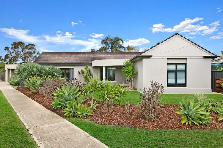 1 Leane Avenue, Glenelg North SA 5045