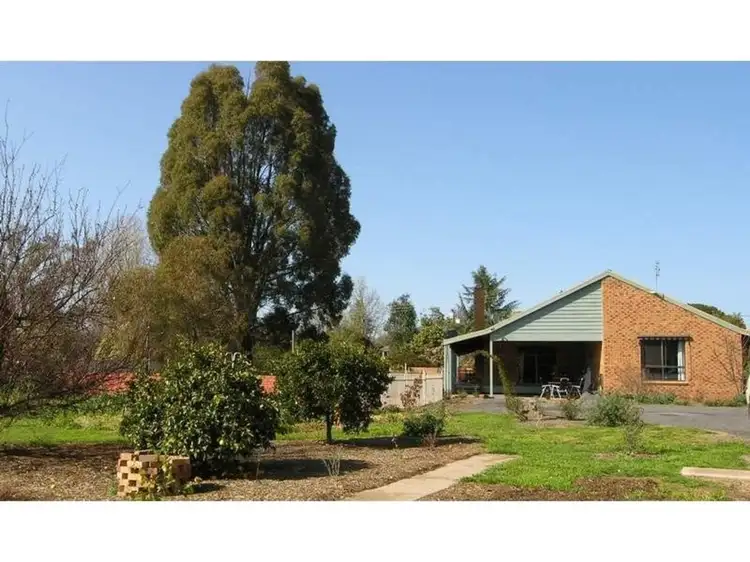 9 Logan Street, Mansfield VIC 3722