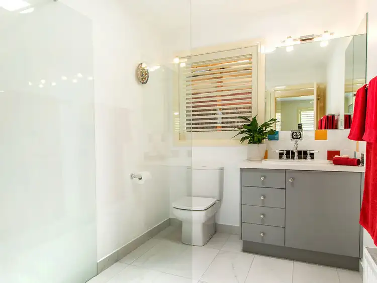 Sixth view of Homely unit listing, 3/96 Beleura Hill Road, Mornington VIC 3931