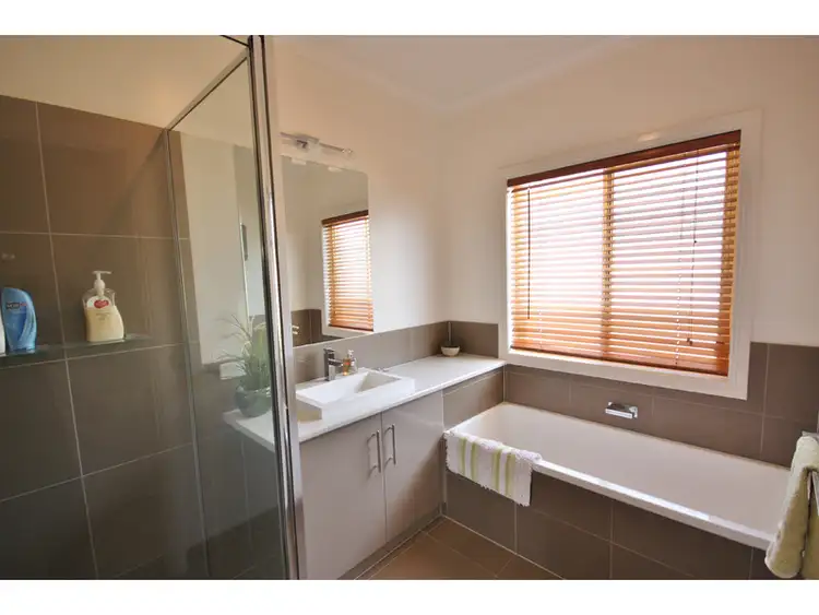 Sixth view of Homely house listing, 10 Weary Dunlop Drive, Benalla VIC 3672