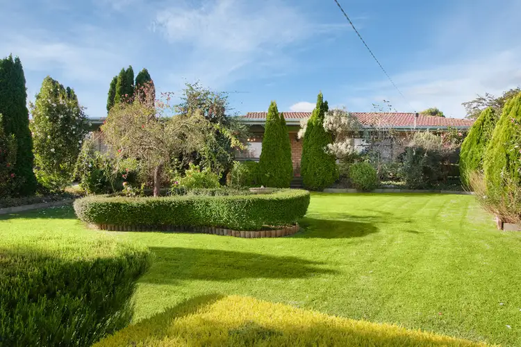 12 Acacia Street, Drouin VIC 3818