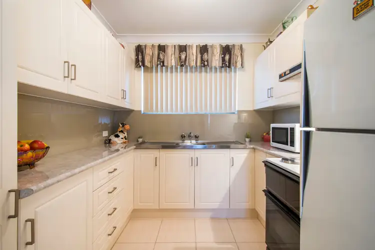 Second view of Homely semi-detached listing, 2/25 Weiley Avenue, Grafton NSW 2460
