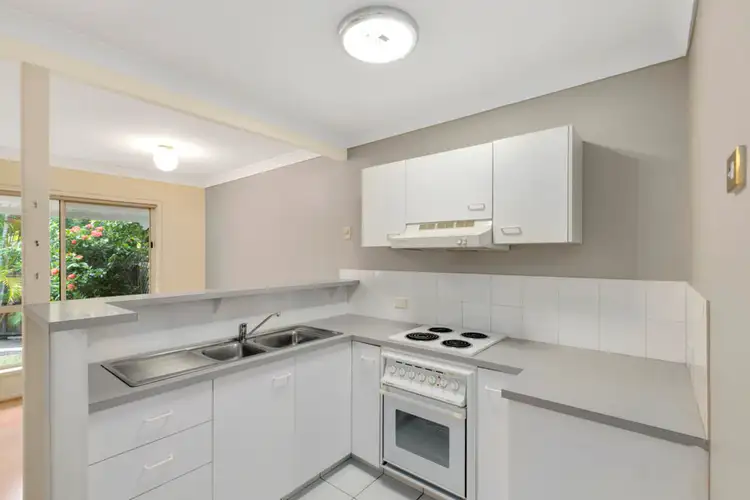 Fifth view of Homely unit listing, 6/107 Cayuga Road, Highland Park QLD 4211