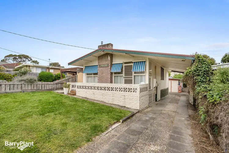 42 Sixth Avenue, Rosebud VIC 3939