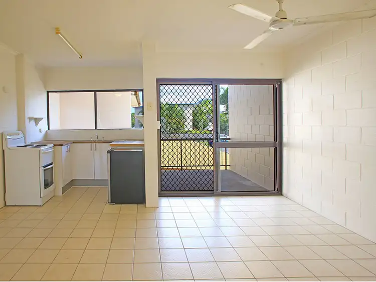 Fifth view of Homely apartment listing, 8/94 Birch Street, Manunda QLD 4870