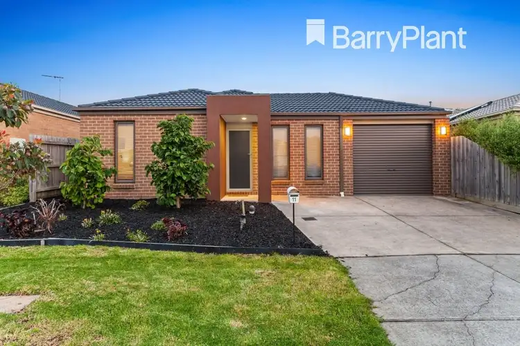 11 Beech Street, Pakenham VIC 3810