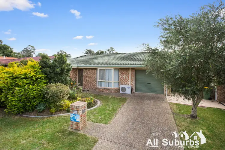 12 Oakwood Drive