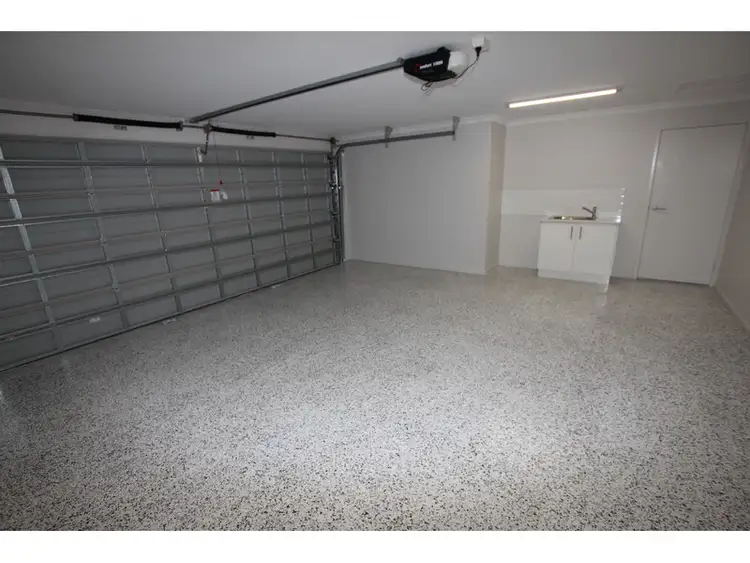 Seventh view of Homely unit listing, 2/46 Waterview Drive, Lammermoor QLD 4703