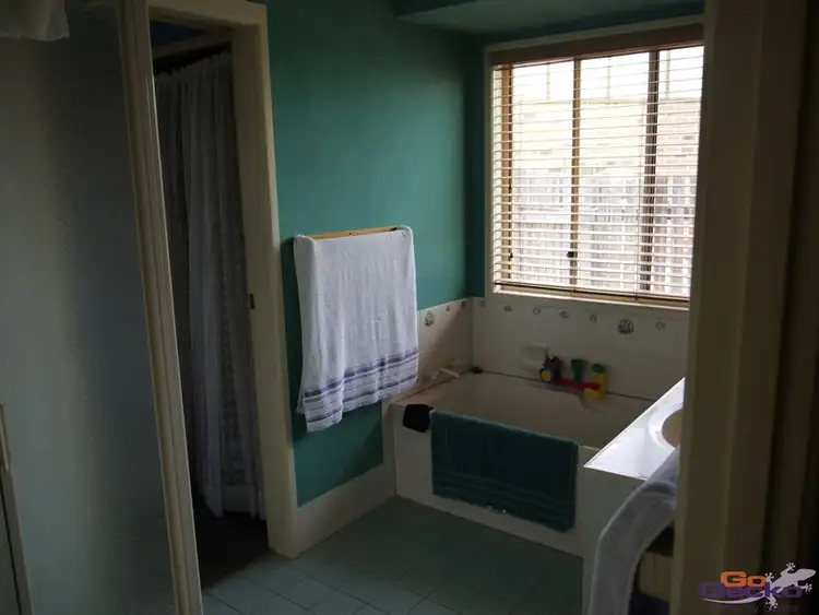 Sixth view of Homely house listing, 8 Crestwell Close, Morayfield QLD 4506