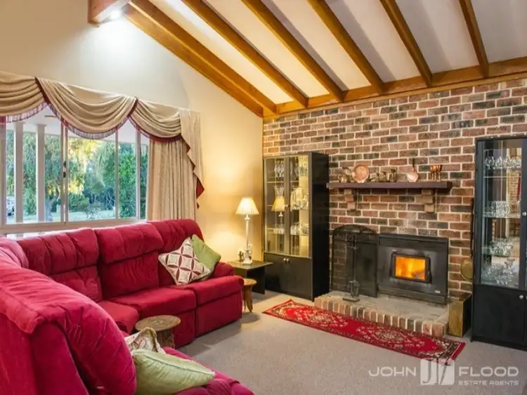 Fifth view of Homely house listing, 2 Kareen Place, Scone NSW 2337
