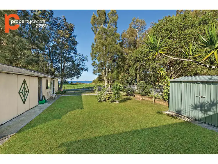 Main view of Homely house listing, 347 Lakedge Avenue, Berkeley Vale NSW 2261