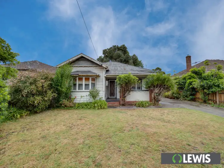 81 Springhall Parade, Pascoe Vale South VIC 3044