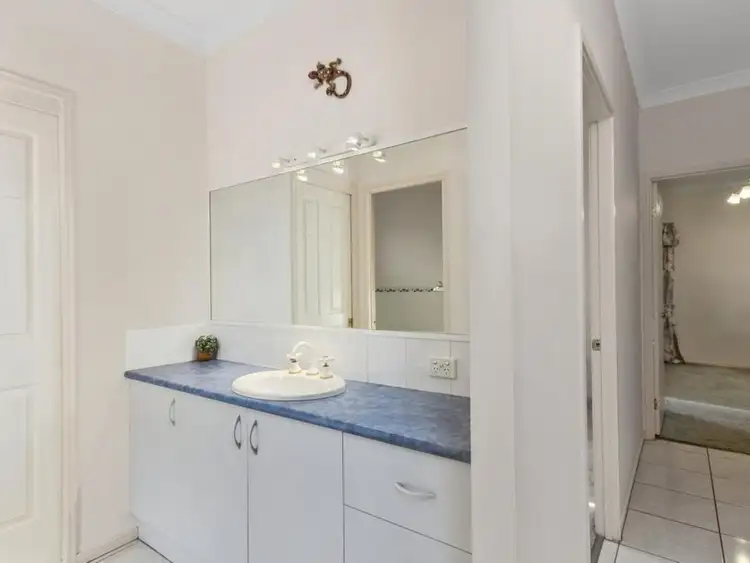 Sixth view of Homely house listing, 5 Willaroo Close, Flinders View QLD 4305