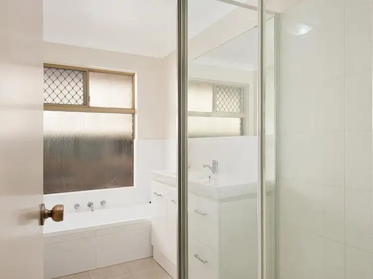 Fifth view of Homely house listing, 7 Sellen Court, Leeming WA 6149