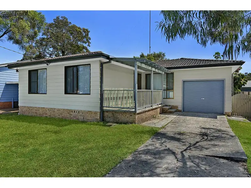 Main view of Homely house listing, 15 Windsor Road, Berkeley Vale NSW 2261