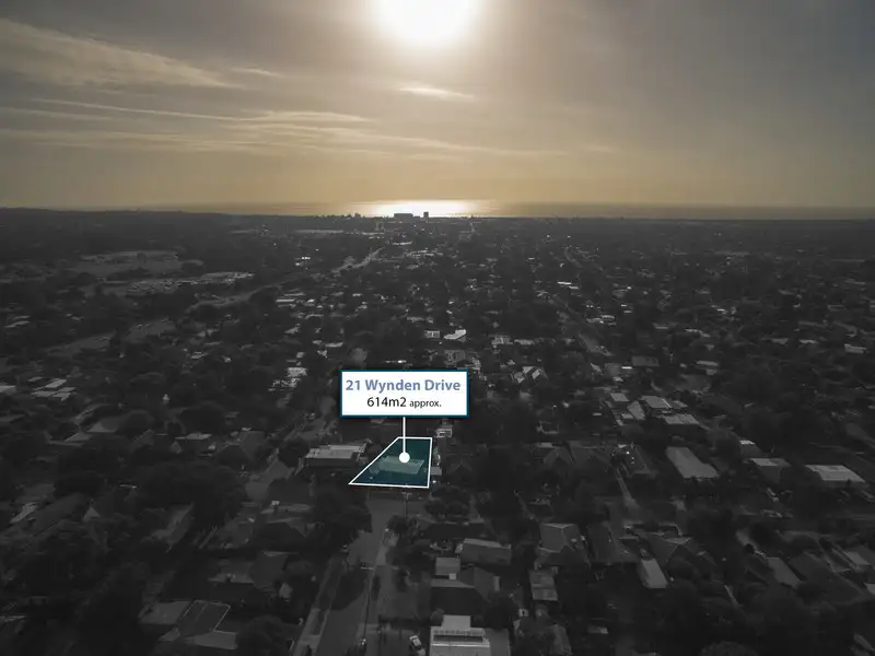 Main view of Homely house listing, 21 Wynden Drive, Frankston VIC 3199