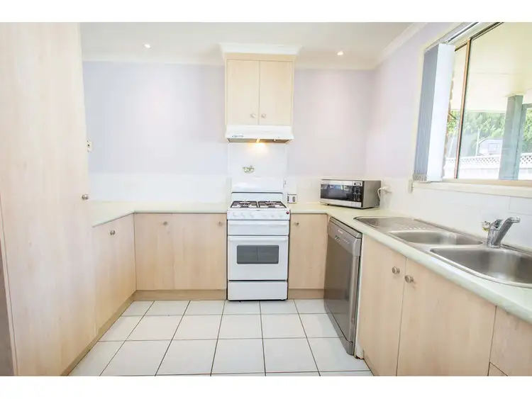 Second view of Homely house listing, 6 Pickering Place, Wodonga VIC 3690