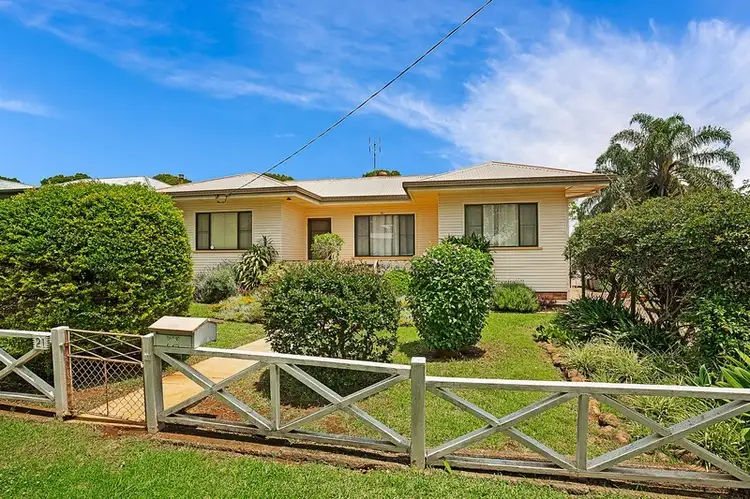 21 Dodd Street, Newtown QLD 4350