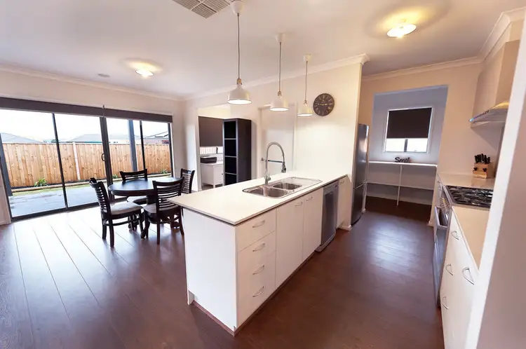 Fifth view of Homely house listing, 4 Caroline Court, Greenvale VIC 3059