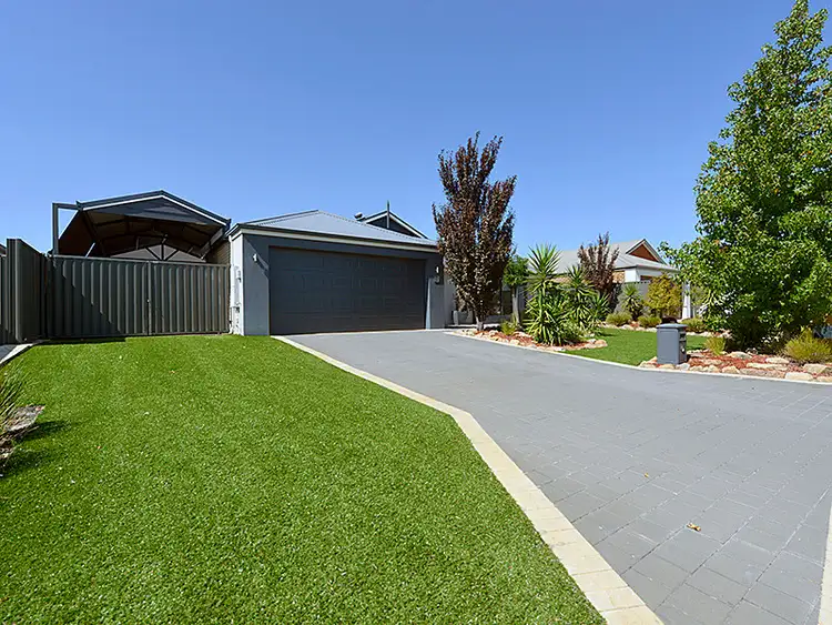 Fifth view of Homely house listing, 4 Daplin Way, Aveley WA 6069