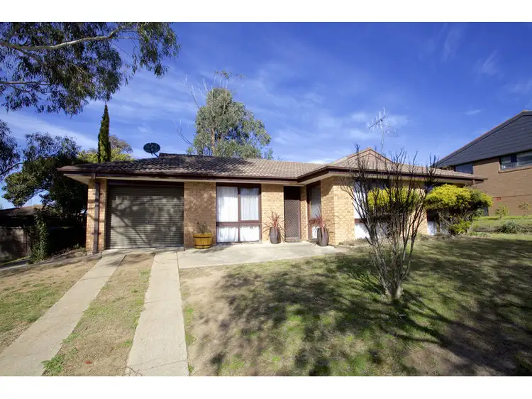 25 Bassett Drive, Bathurst NSW 2795