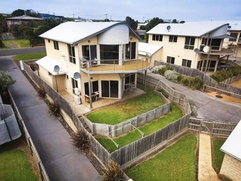Main view of Homely villa listing, 1/25 Pitcher Street, Port Campbell VIC 3269