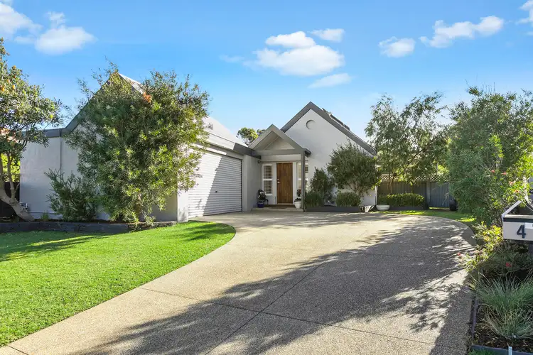 4 Elanora Court, Torquay VIC 3228