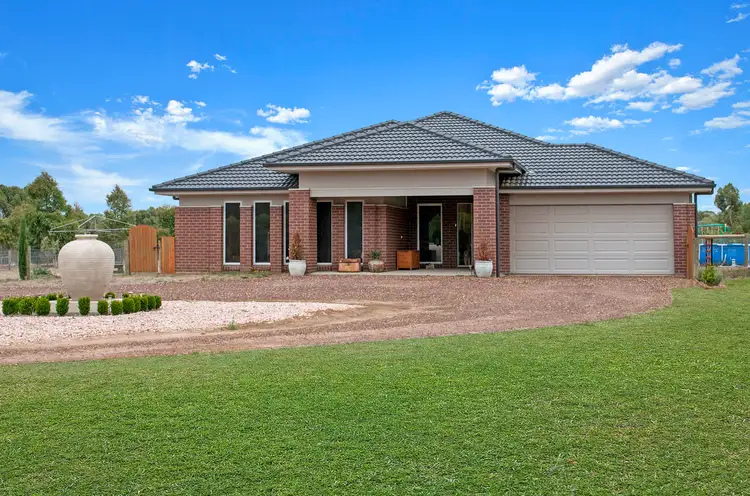 34 Ackerleys Road, Hamilton VIC 3300