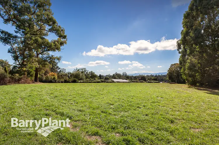 24 Margaret Road, Avonsleigh VIC 3782