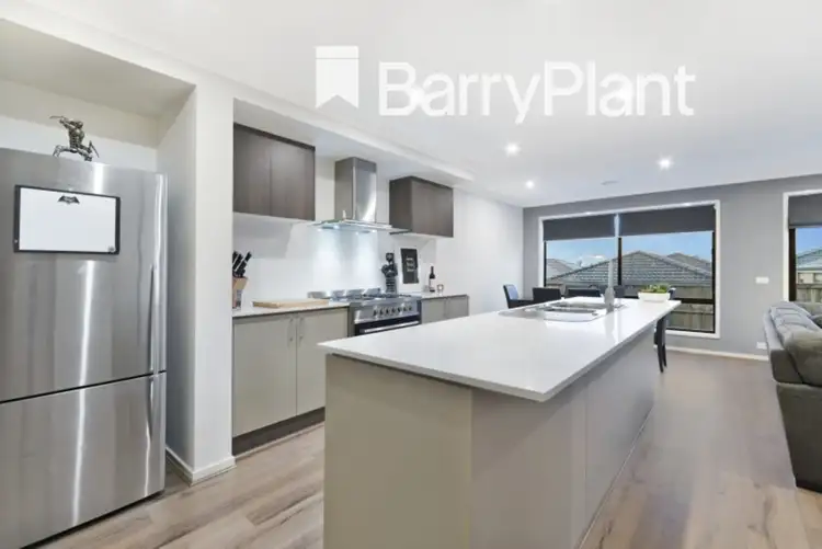Fifth view of Homely house listing, 34 Belmont Crescent, Pakenham VIC 3810
