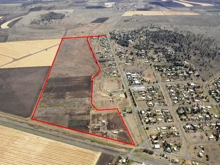 10 Kingsthorpe-Silverleigh Road, Kingsthorpe QLD 4400