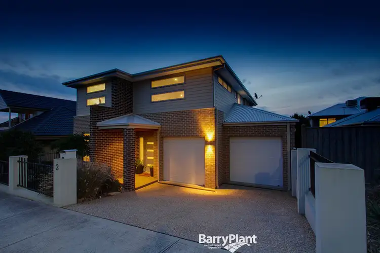 Second view of Homely house listing, 3 Huntingdale Close, Officer VIC 3809